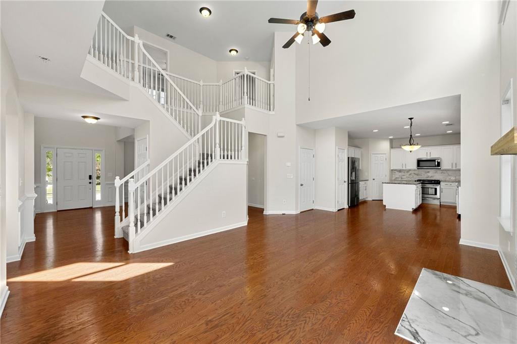 212 Roseman Way