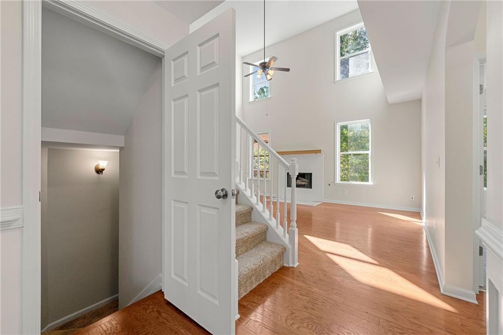 212 Roseman Way