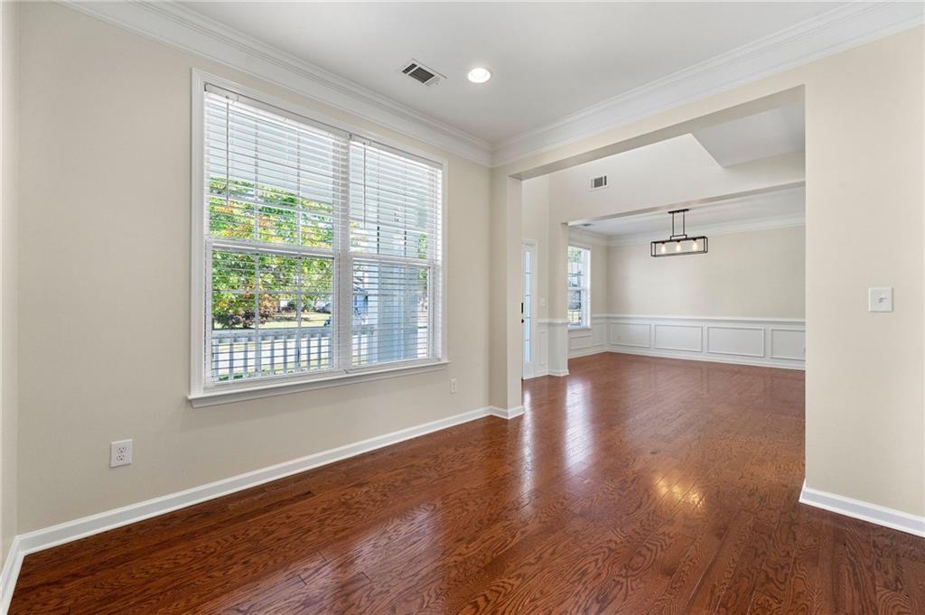 212 Roseman Way