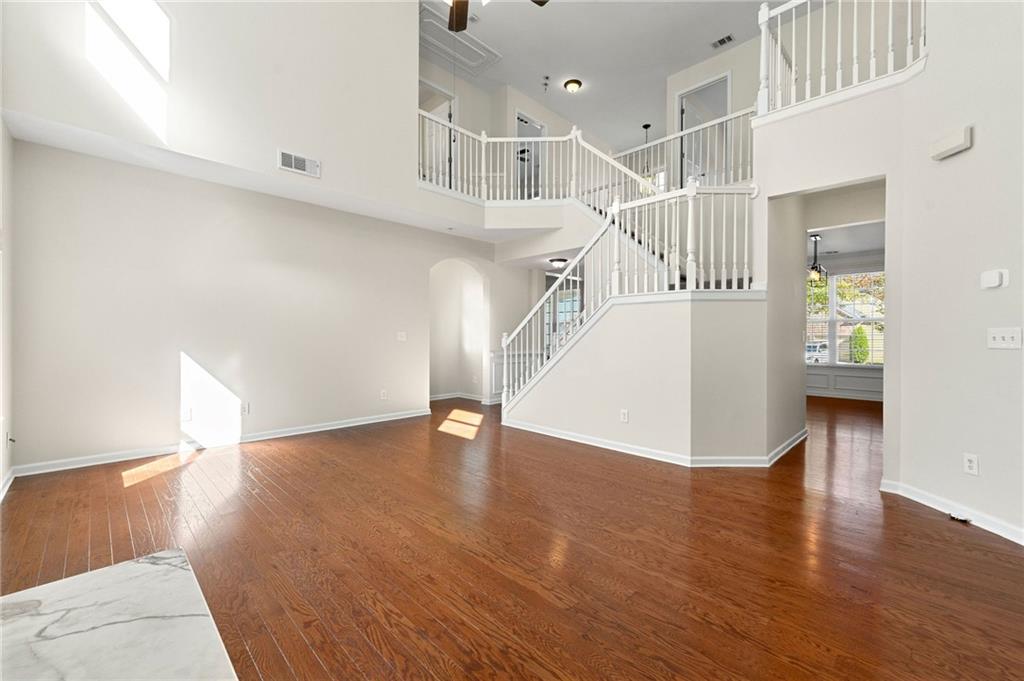 212 Roseman Way