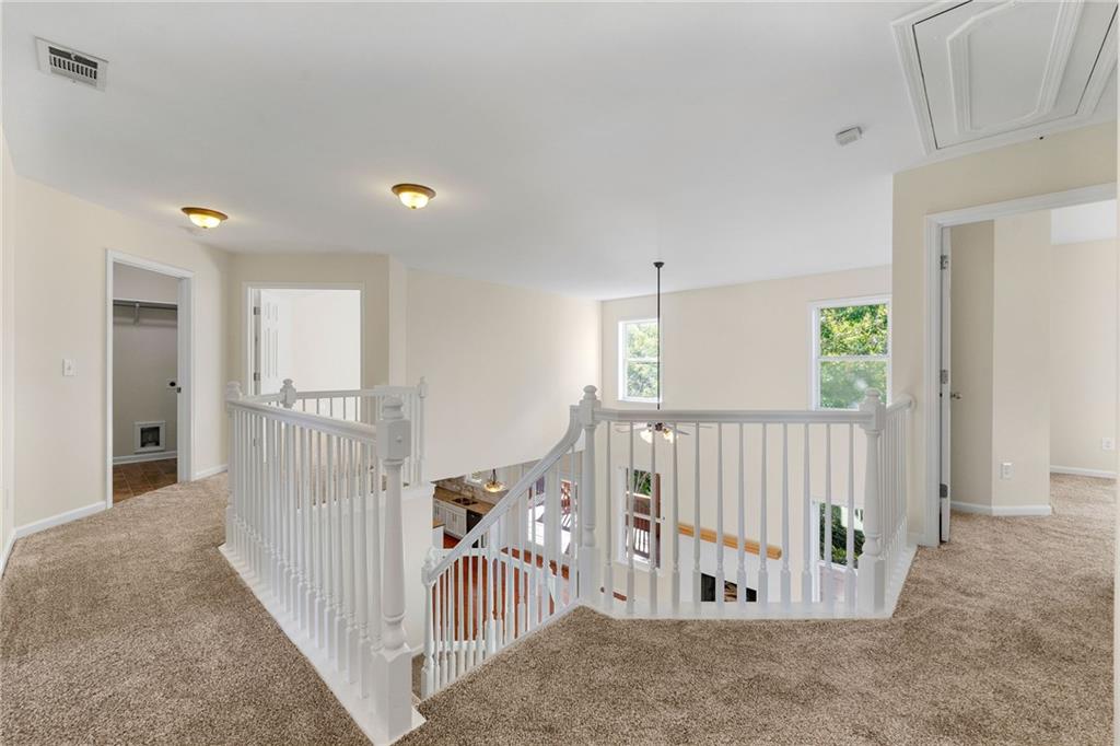 212 Roseman Way