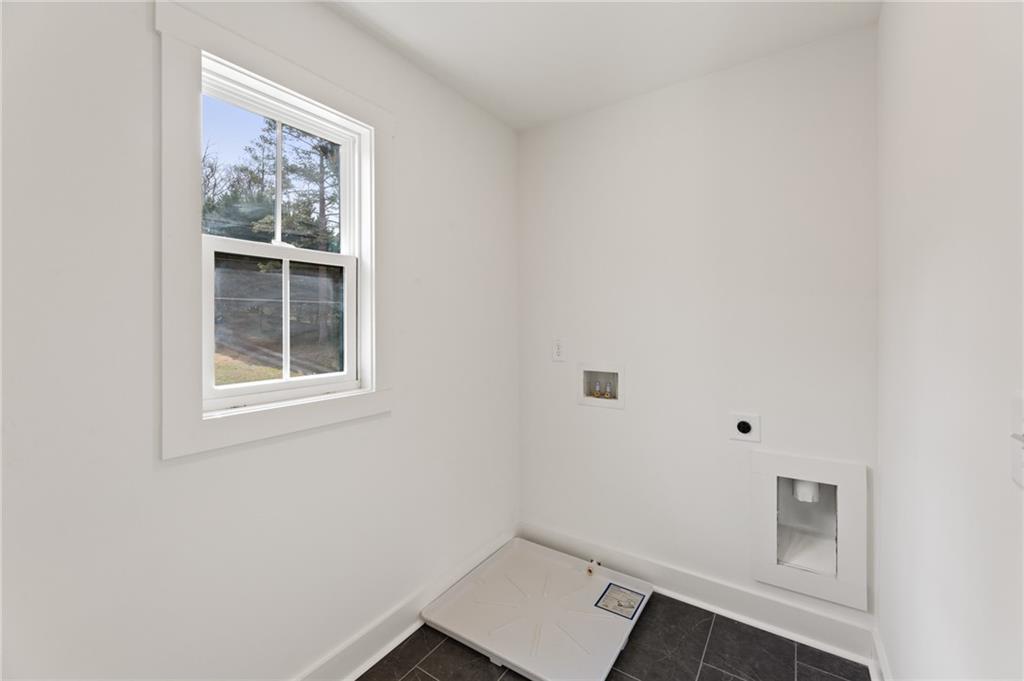 42 Puckett Road SE