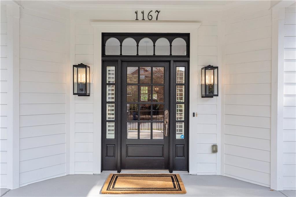 1167 Rosewood Drive NE