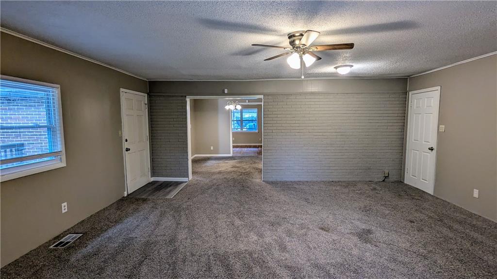 5453 Deerfield Trail
