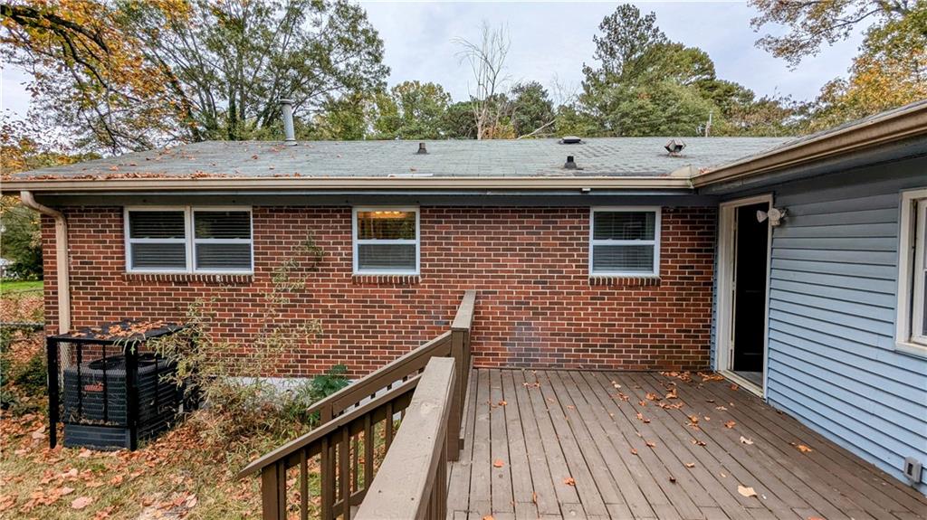 5453 Deerfield Trail
