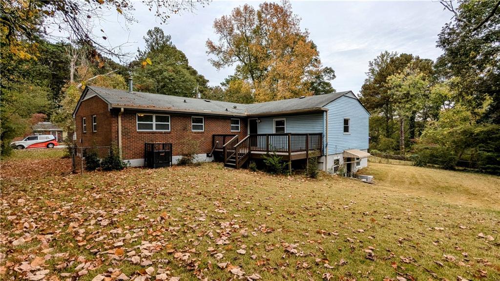 5453 Deerfield Trail