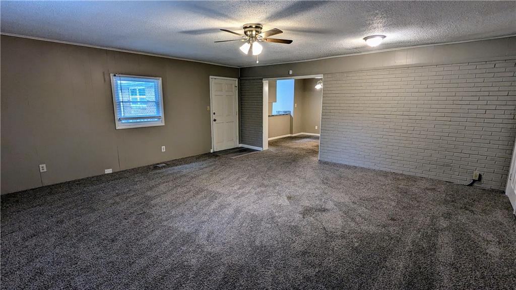 5453 Deerfield Trail