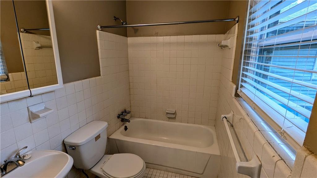 5453 Deerfield Trail