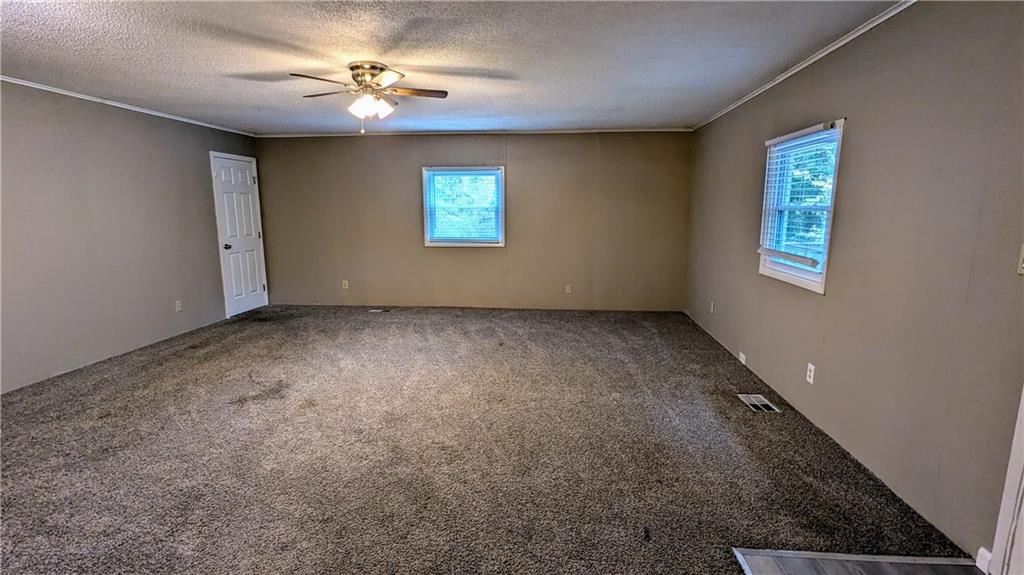 5453 Deerfield Trail