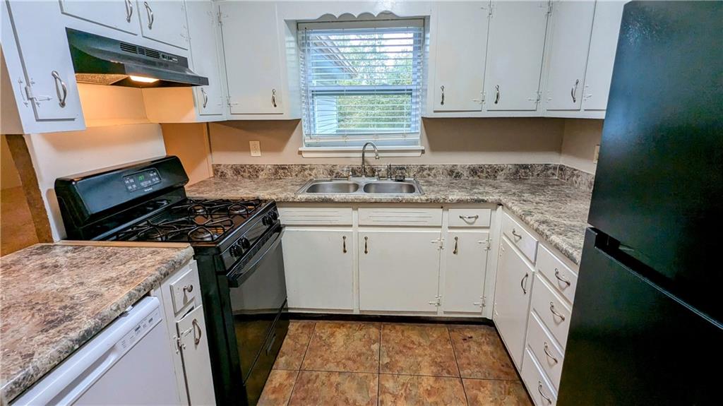 5453 Deerfield Trail