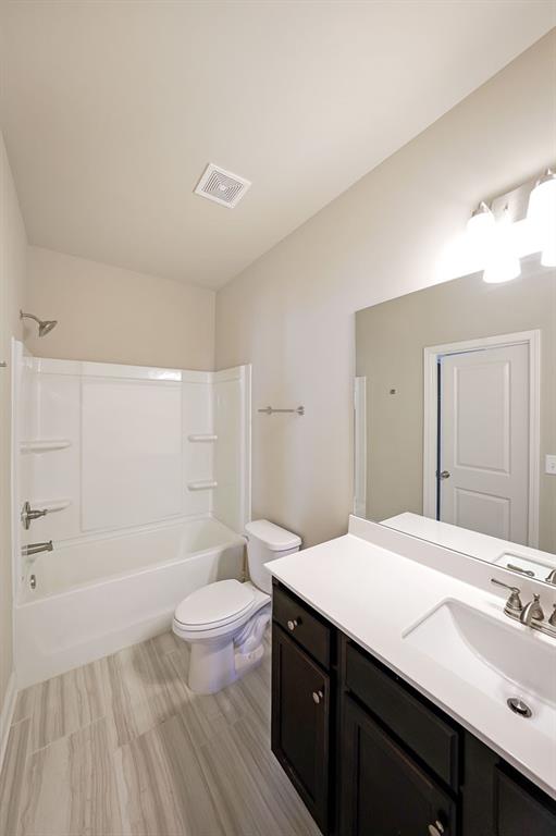 4469 Mill Oak Way SW