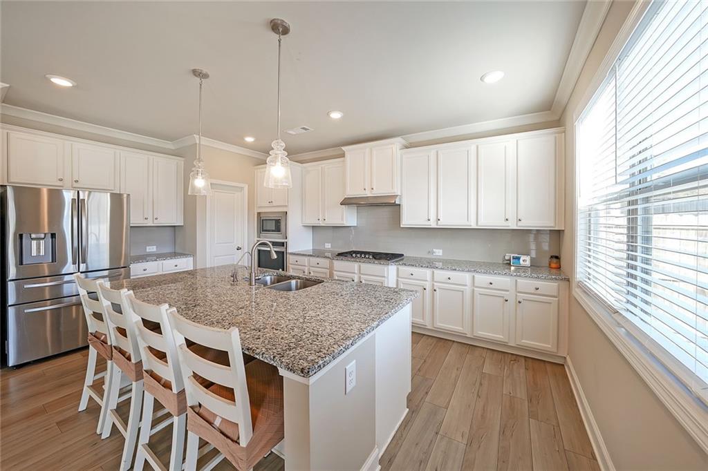 4469 Mill Oak Way SW