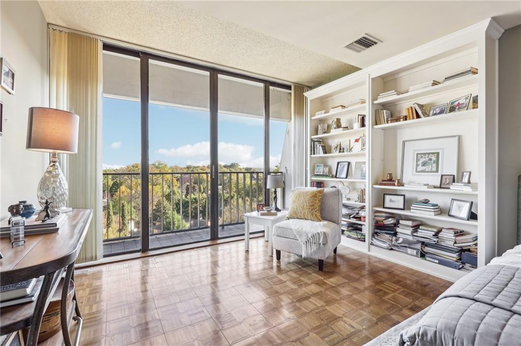 147 15th Street NE Unit 4D