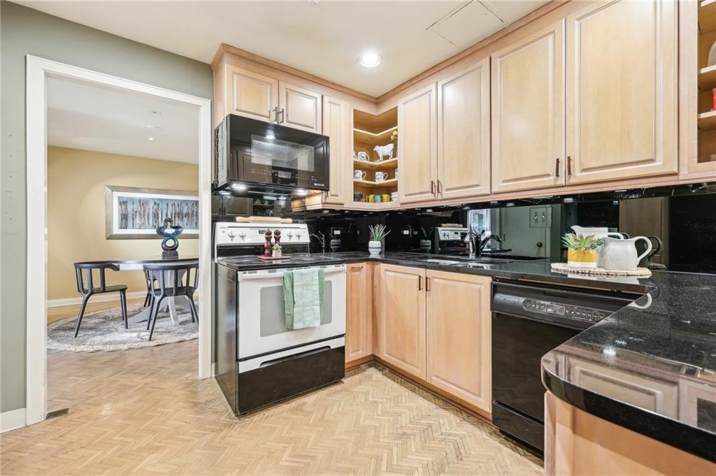 147 15th Street NE Unit 4D