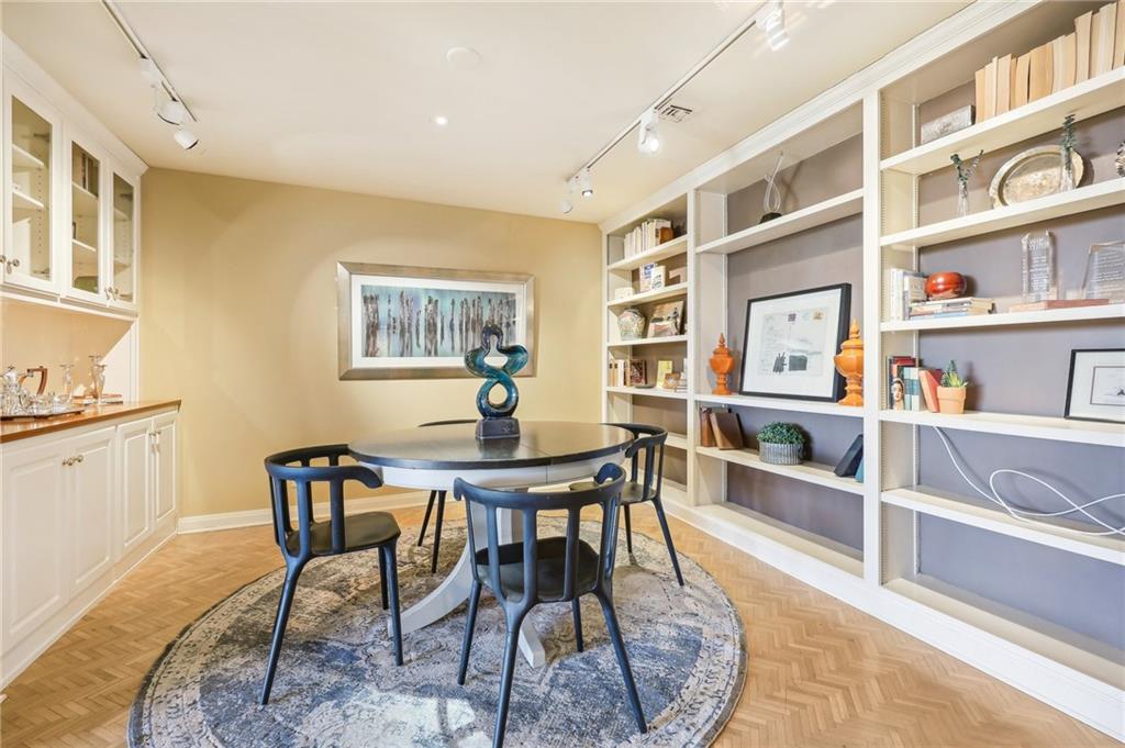 147 15th Street NE Unit 4D