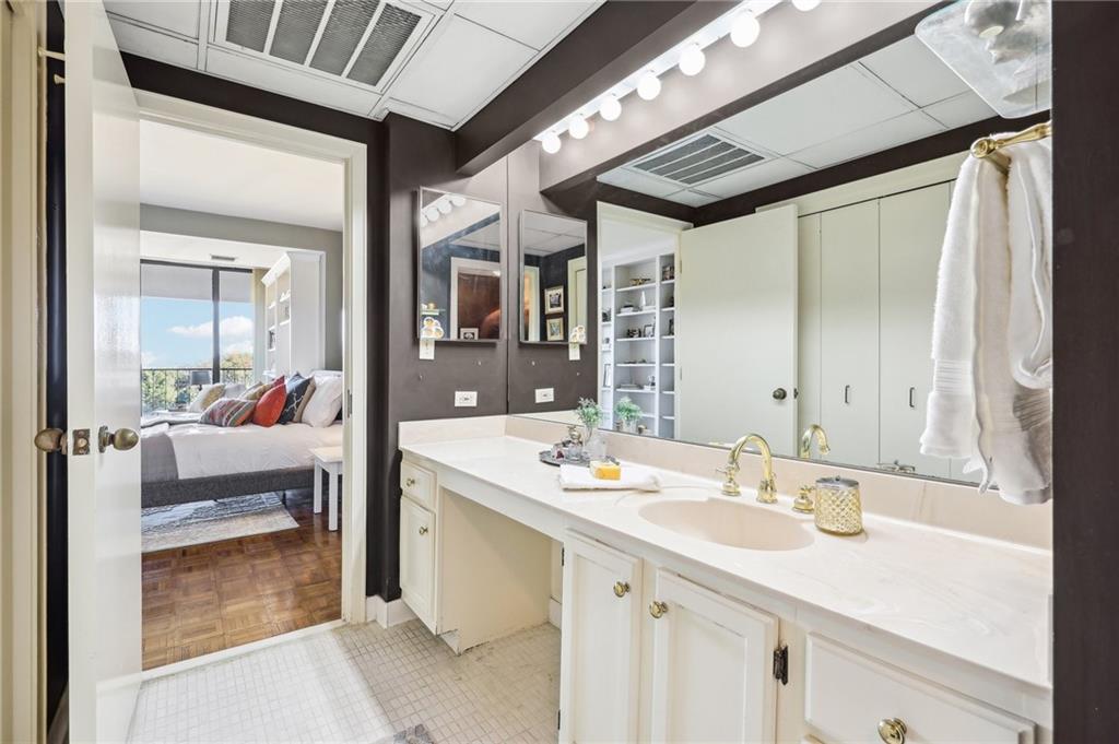 147 15th Street NE Unit 4D