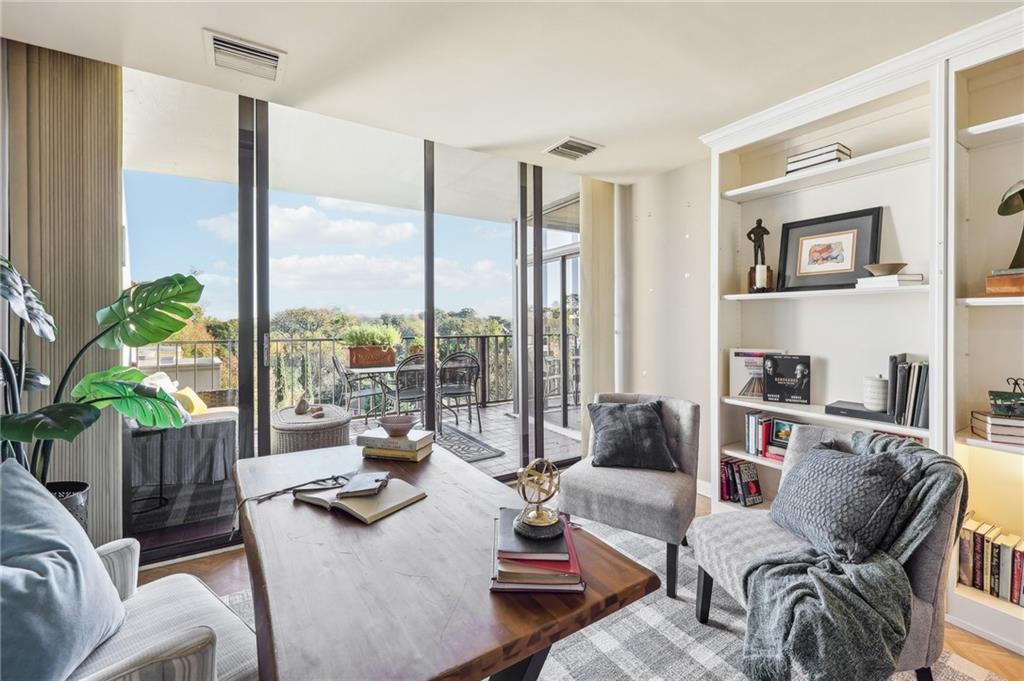 147 15th Street NE Unit 4D