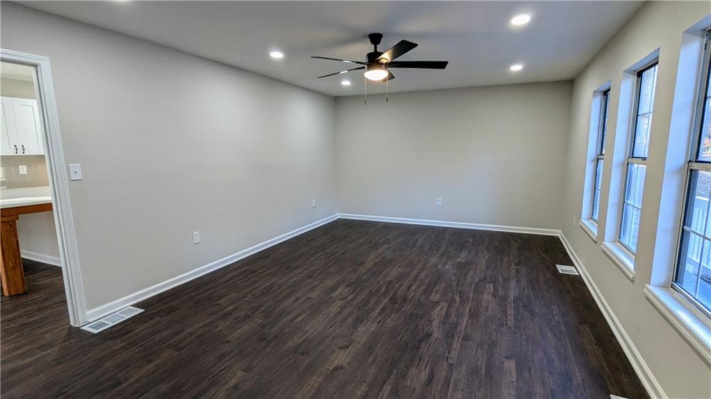 265 Line Road SW