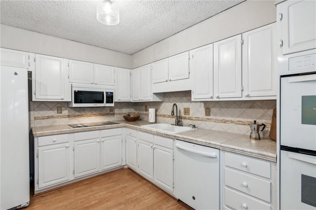 5224 Deering Trail
