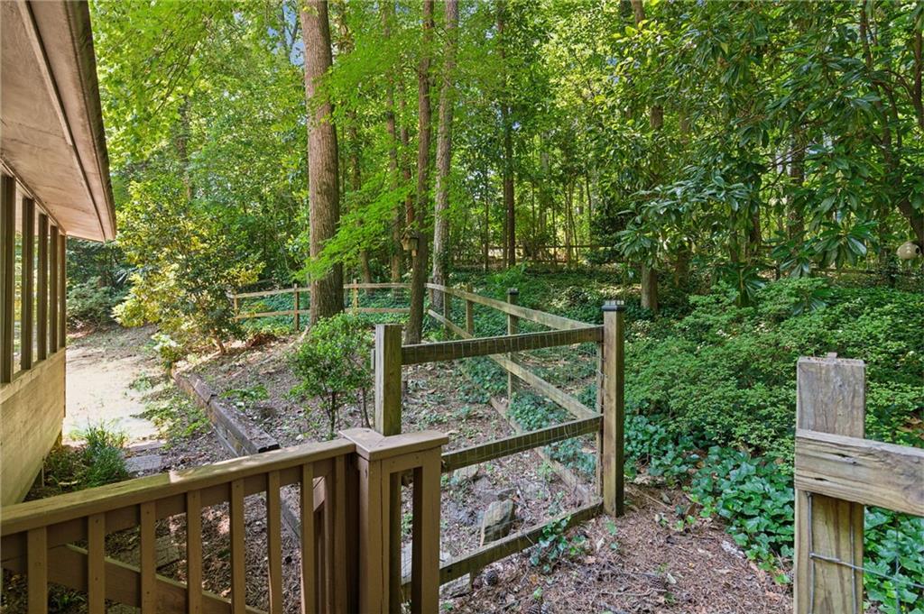 5224 Deering Trail