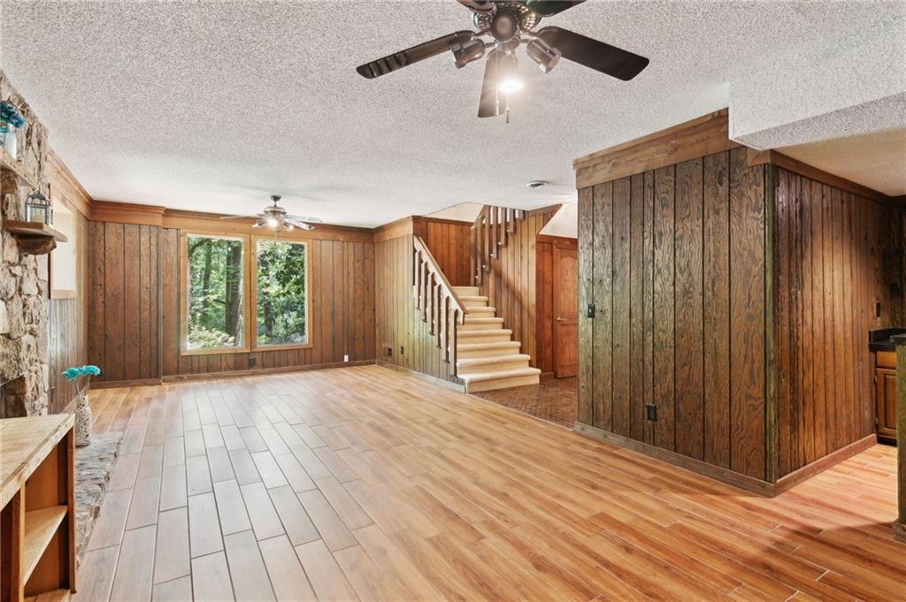 5224 Deering Trail