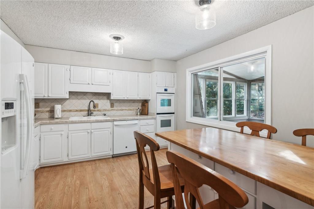 5224 Deering Trail