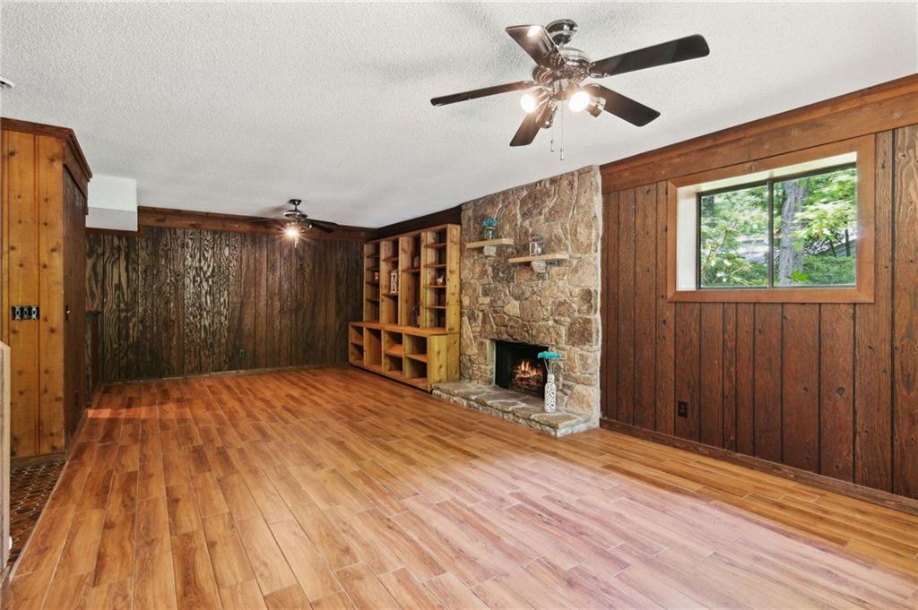 5224 Deering Trail