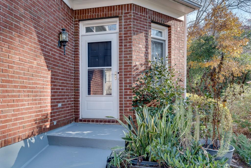1113 Blackshear Drive