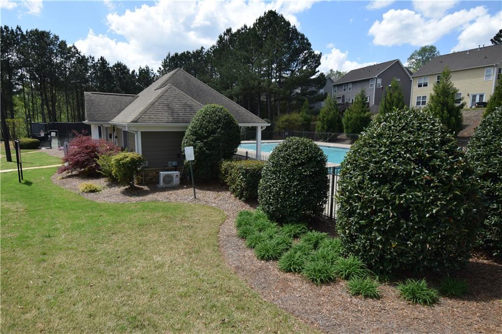 106 PUCKETT Court