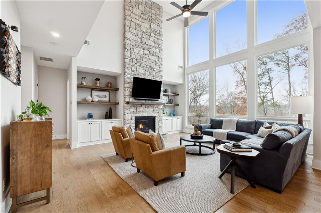 13385 Bishops Court