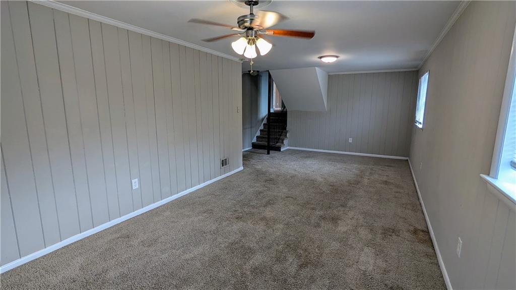 3582 Crown Point Court