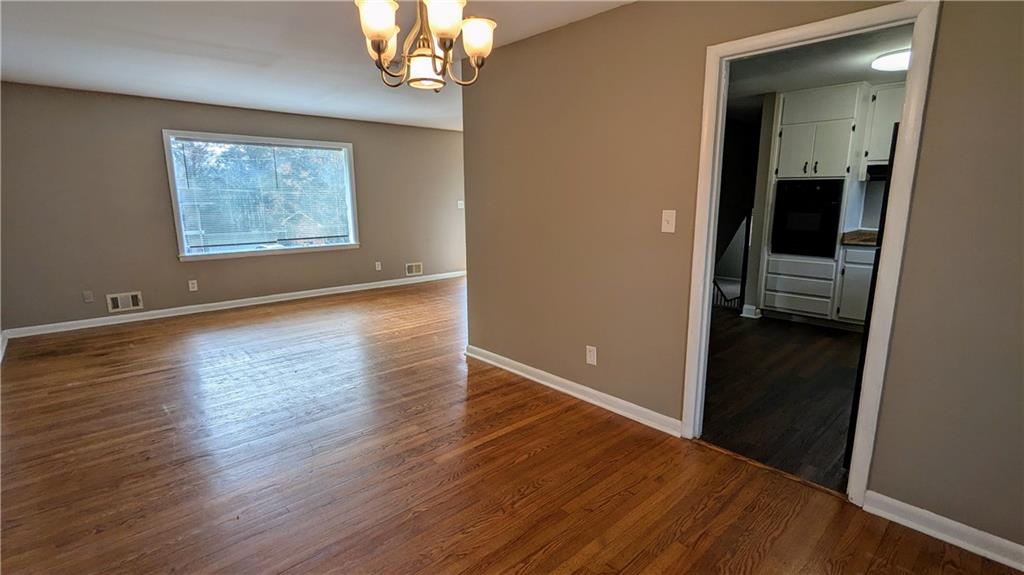 3582 Crown Point Court