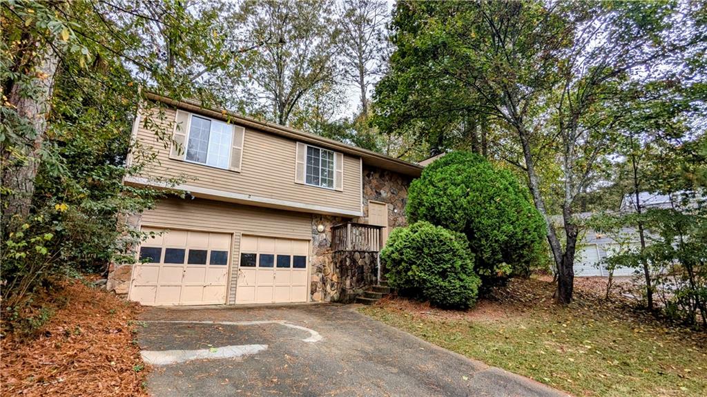 3277 Adelade Court