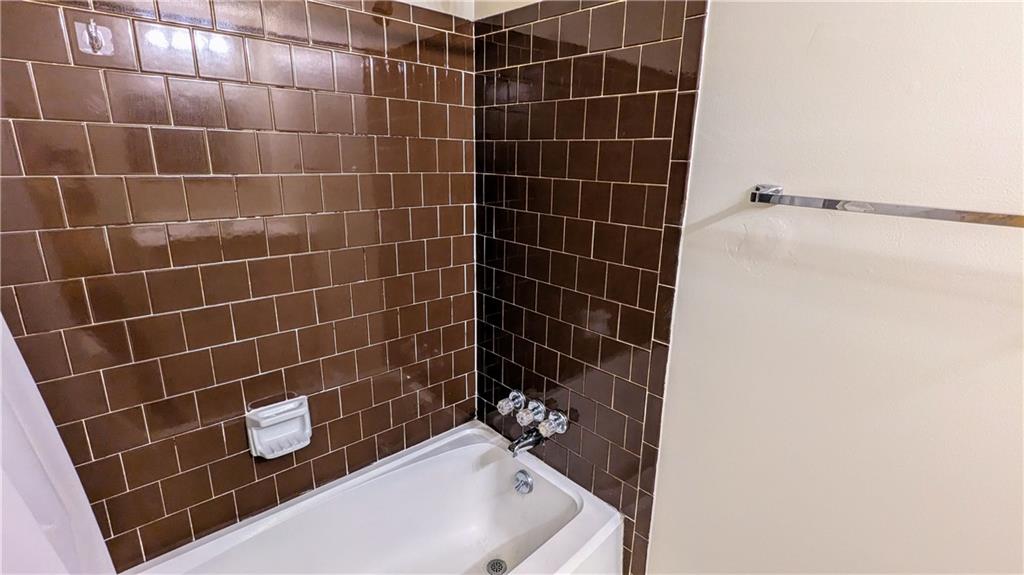 3277 Adelade Court