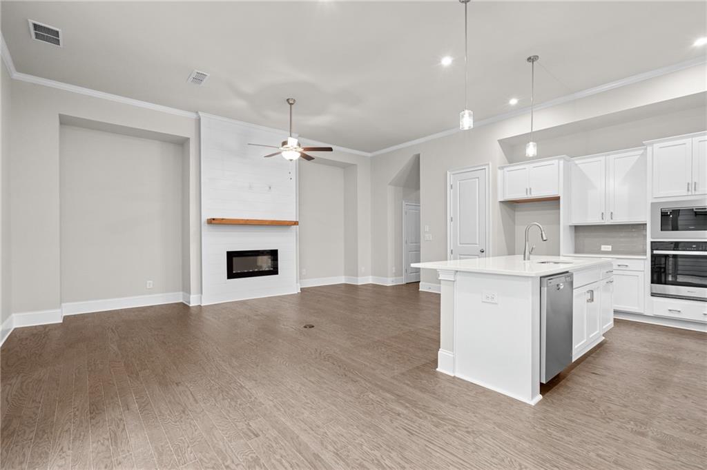 734 Stickley Oak Way