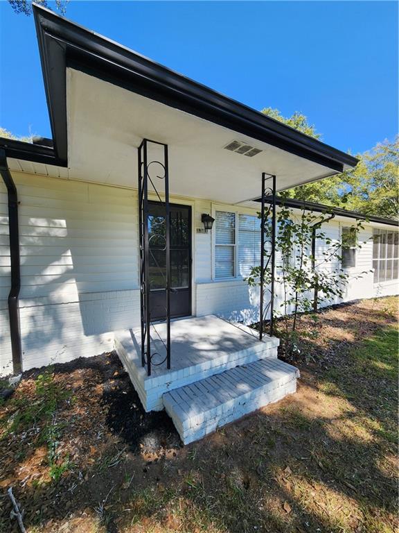 3341 Lower Roswell Road