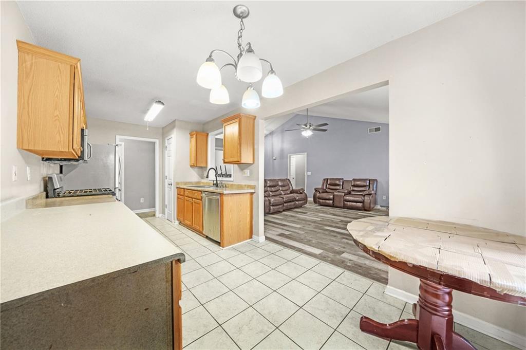 5752 Riverside Walk Drive