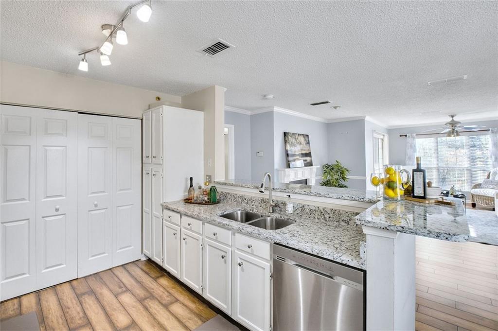 310 Mill Pond Court SE