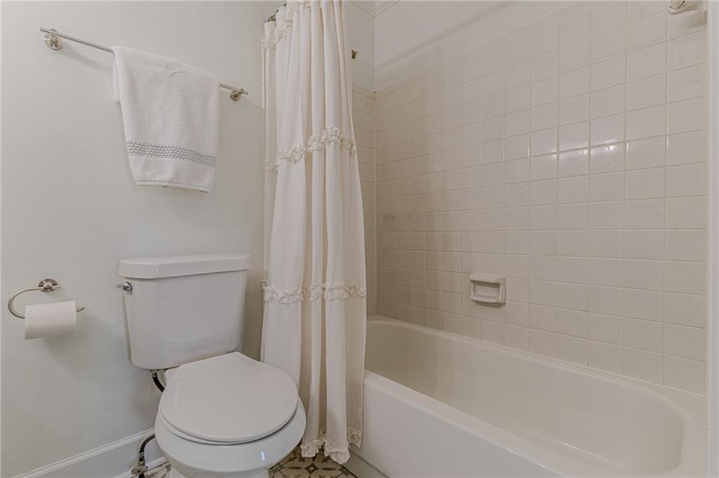 35 Mount Vernon Circle