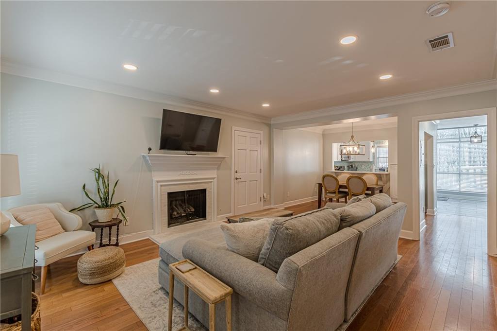 35 Mount Vernon Circle
