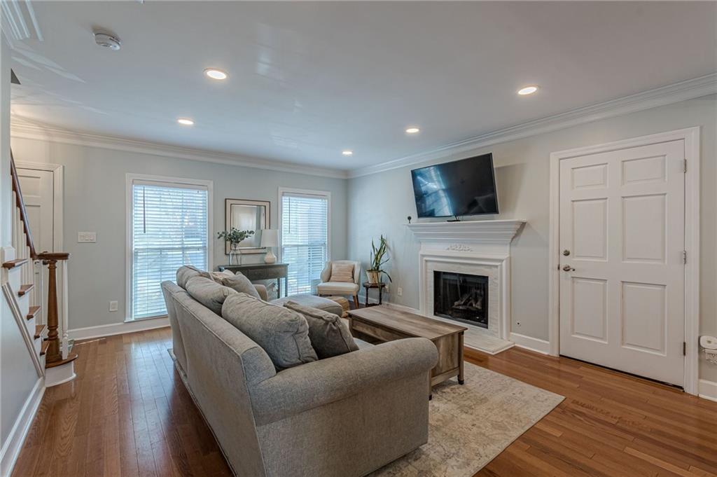 35 Mount Vernon Circle