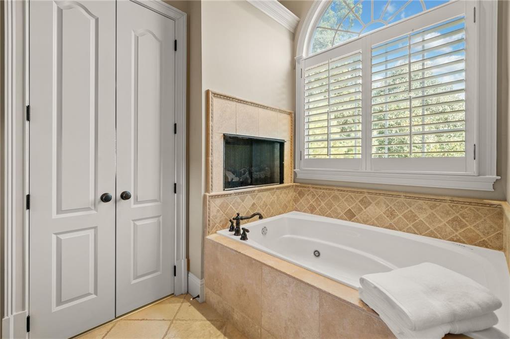 149 Cedar Woods Trail