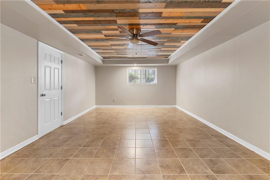3335 Pinta Way