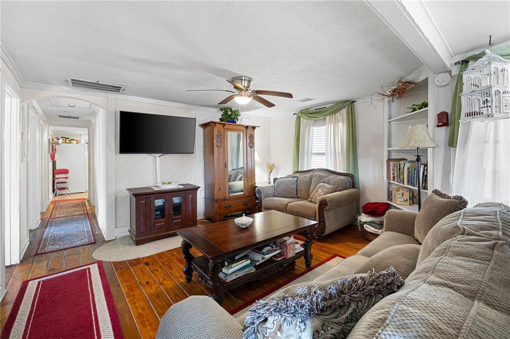 3170 New Macland Road