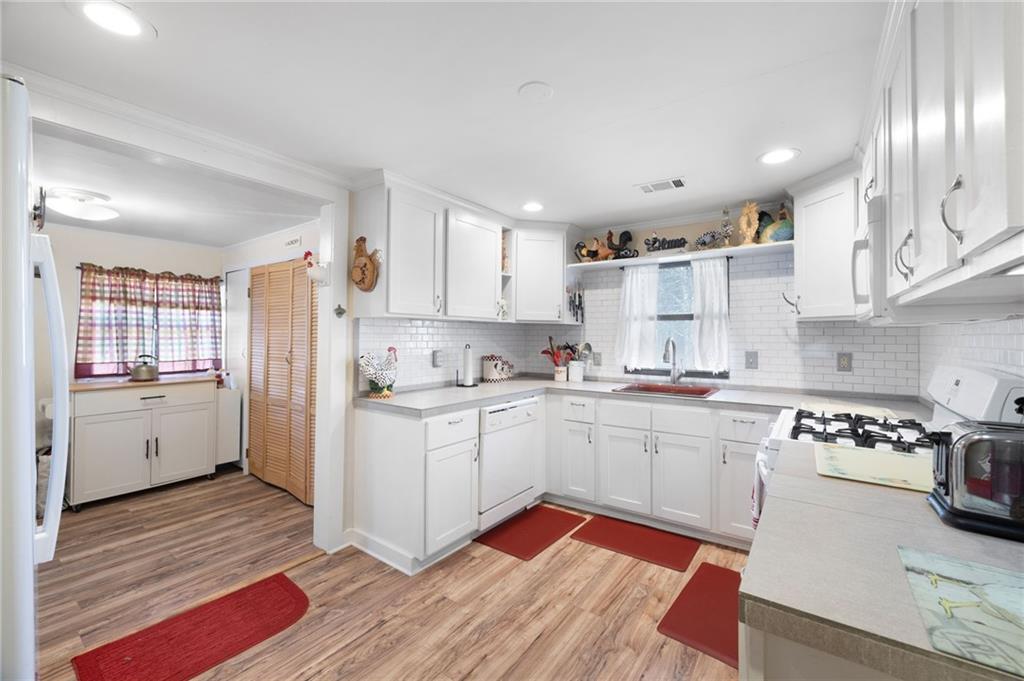 3170 New Macland Road