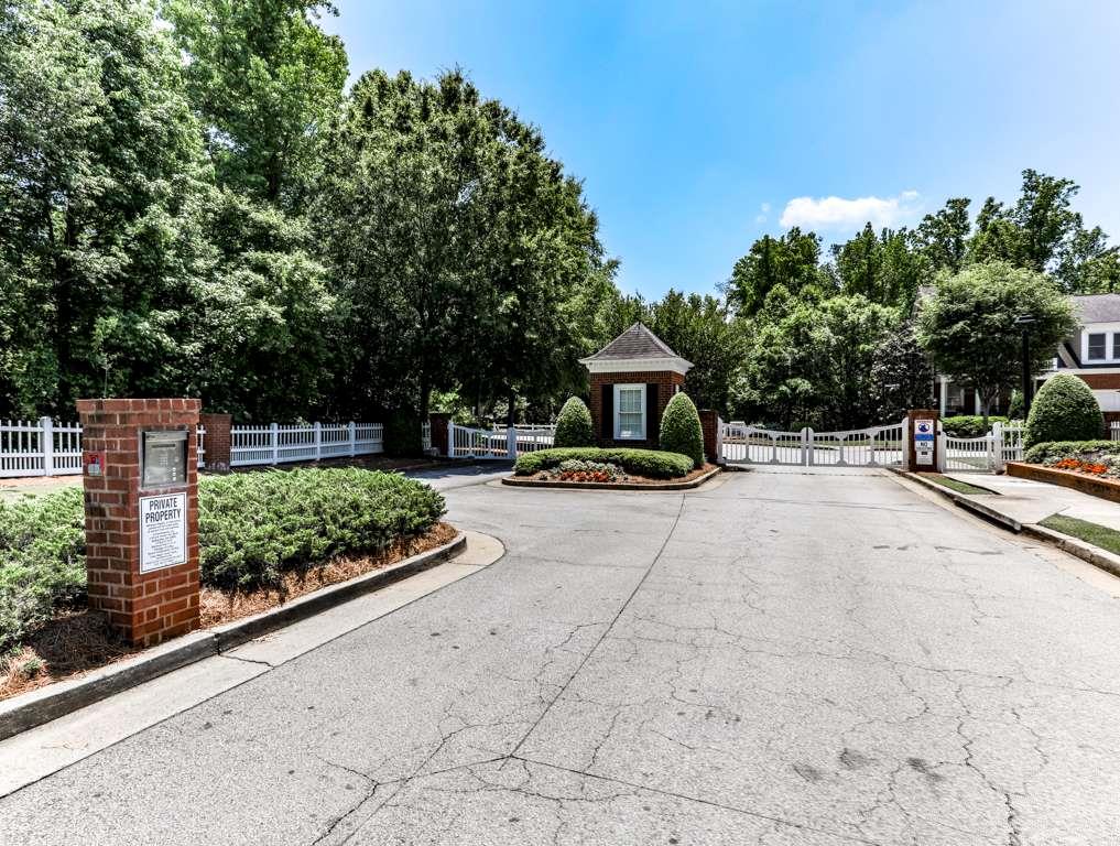 5104 Waters Edge Trail