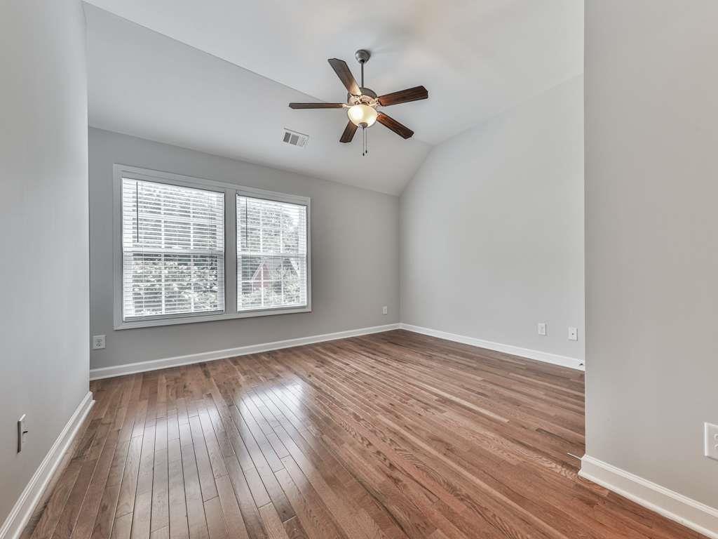 5104 Waters Edge Trail