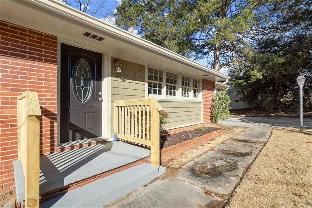 134 Herbert Drive SE