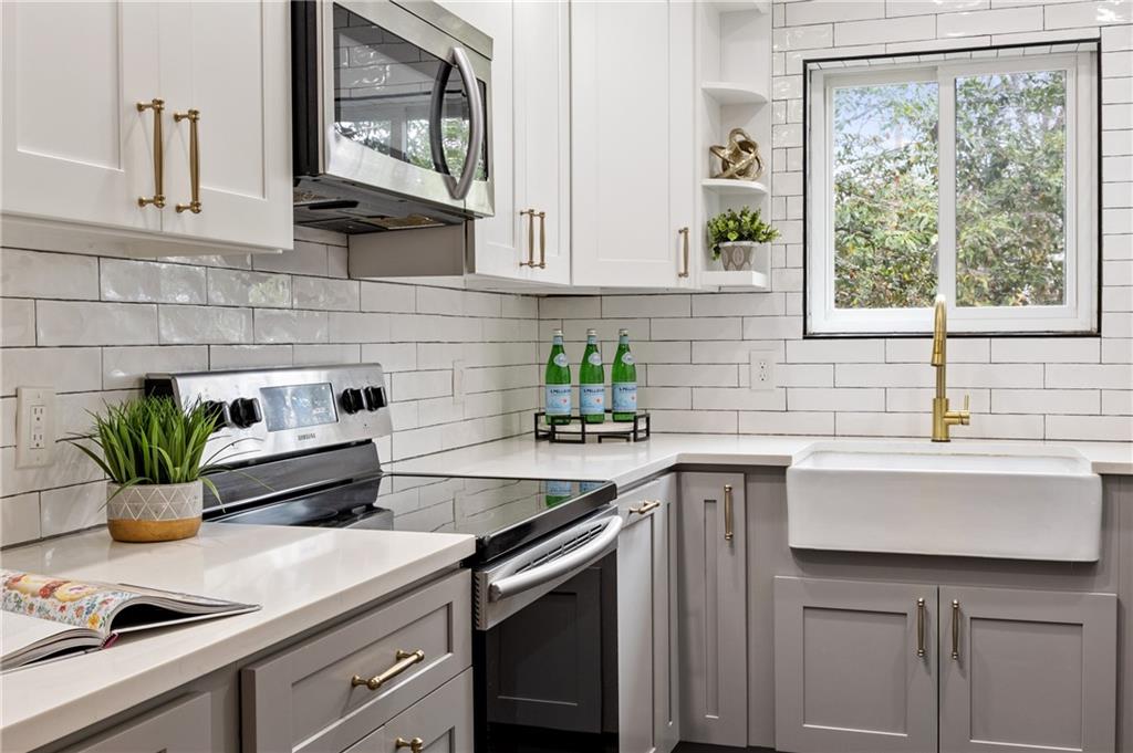 343 8th Street NE Unit E2