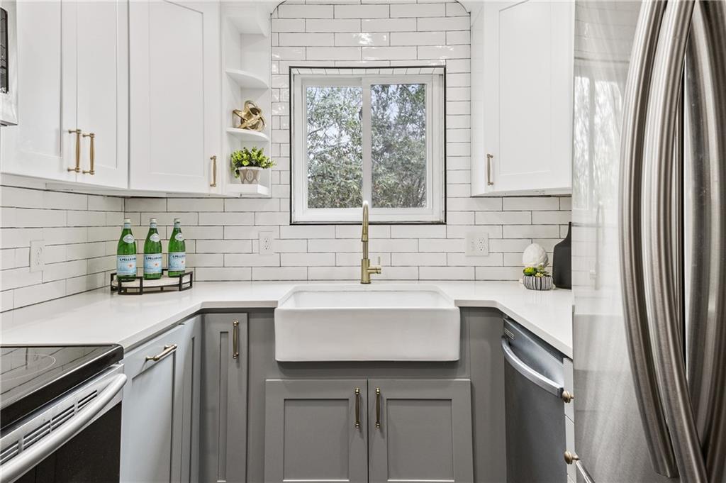 343 8th Street NE Unit E2
